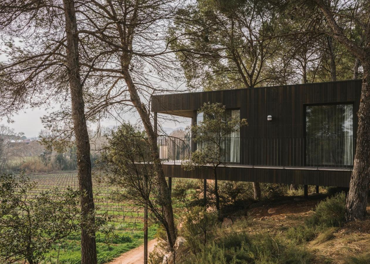 Les Cabanes De L'Oller Del Mas Manresa Exterior foto